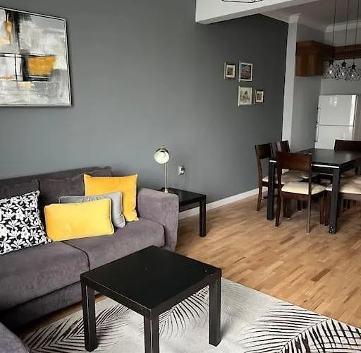 Brand New! 2bdr Lux Rayko Apartament