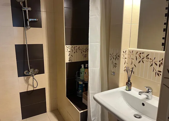 Brand New! 2bdr Lux Rayko *